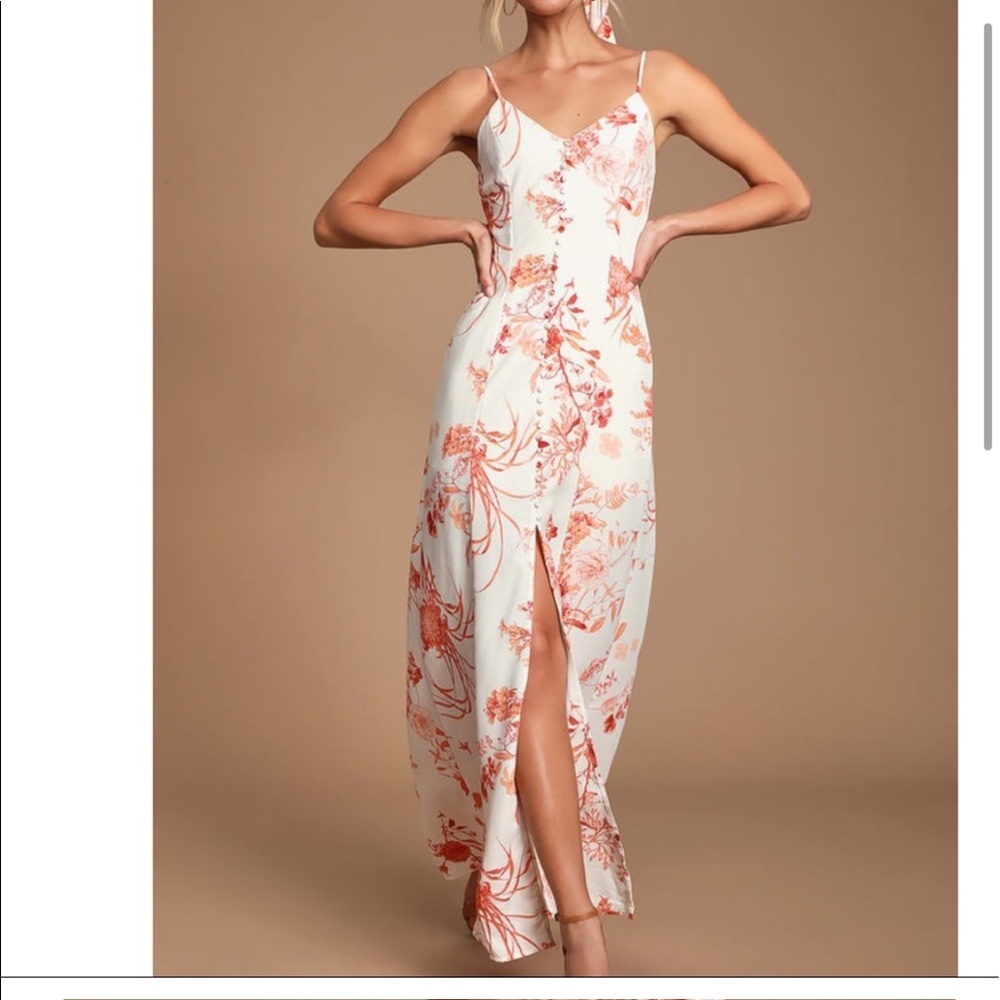 Lulu's Crista Rust Orange White Button
Maxi Dress size small. Maxi dress.
